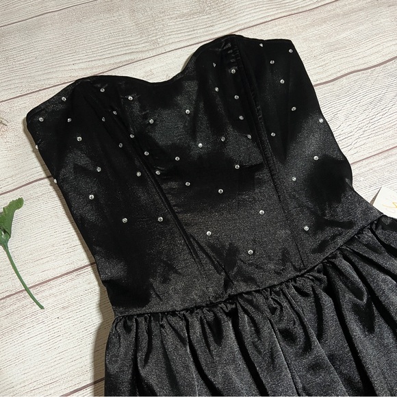 Better B. Embellished Strapless Ruched Party Dress - Picture 2 of 14